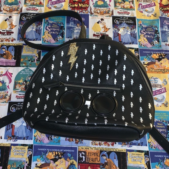 Danielle Nicole Handbags - ⚡️Danielle Nicole ⚡️Harry Potter backpack